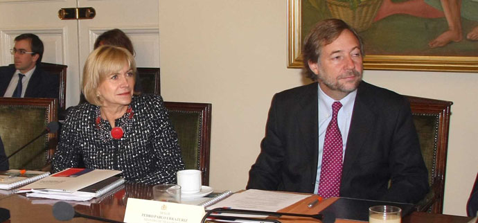 Ministra Matthei se integra al comité interministerial de seguridad de tránsito