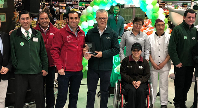 Imagen Gobierno reconoce a empresa por ley de inclusión y entrega certificaciones a trabajadores de la Araucanía